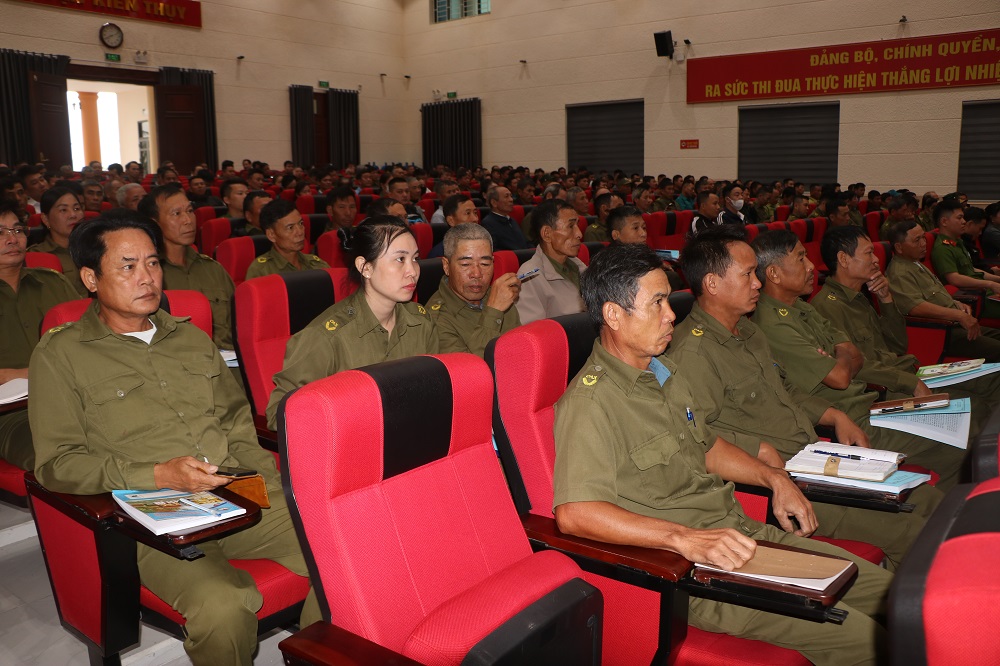 Huyện Kiến Thuỵ: Khai giảng Lớp huấn luyện, bồi dưỡng nghiệp vụ cho lực lượng tham gia bảo vệ ANTT ở cơ sở năm 2024